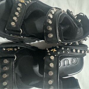 Black with chrome Gucci 9 men like new one time wear